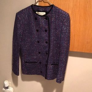 Fully lined wool blazer